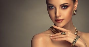 How to Style Your Bracelets with Modern Outfits